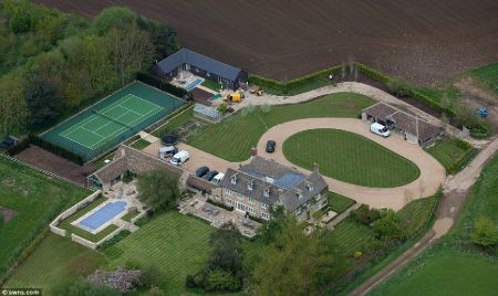 Michael McIntyre bought the house for £2.5 million (about $3 million) in 2013.